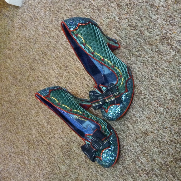 New Christmas velvet and glitter green Irregular Choice heels, size 41, US 11 - Picture 3 of 8
